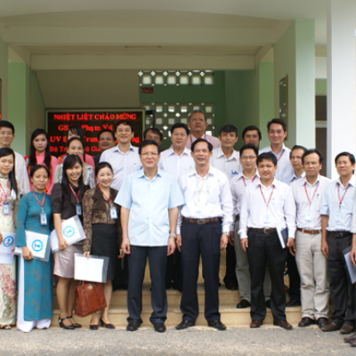 Bộ trưởng Bộ GD&ĐT đến thăm trường ĐH Đồng Tháp. <a class='text-under italic white small-size' href='events.aspx?id=1&la=vn'>Xem thêm</a>