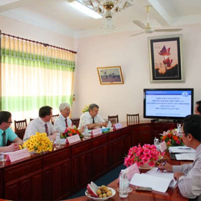 Tiếp đoàn đại biểu Trường Đại học Kiến trúc và Xây dựng dân dụng quốc gia Voronezh, Liên bang Nga. <a class='text-under italic white small-size' href='events.aspx?id=118&la=vn'>Xem thêm</a>