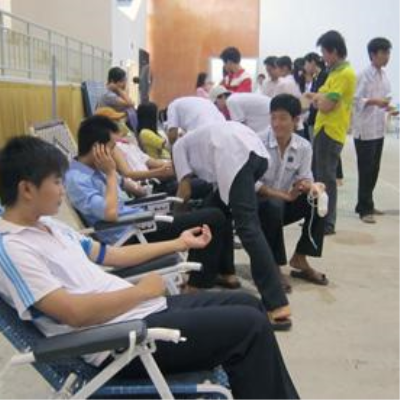 Hoạt động hiến máu tình nguyện của Sinh viên. <a class='text-under italic white small-size' href='events.aspx?id=22&la=vn'>Xem thêm</a>