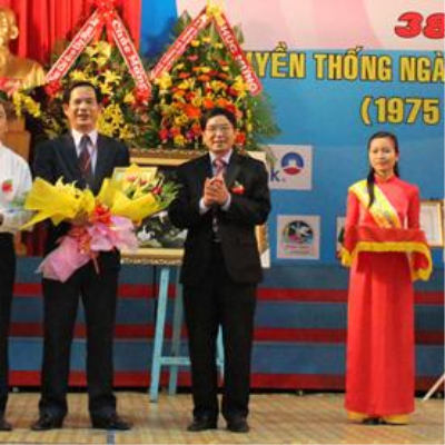 Tiến sĩ Nguyễn Văn Đệ tiếp tục được bổ nhiệm giữ chức vụ Hiệu trưởng Trường Đại học Đồng Tháp nhiệm kỳ 2012-2017. <a class='text-under italic white small-size' href='events.aspx?id=95&la=vn'>Xem thêm</a>
