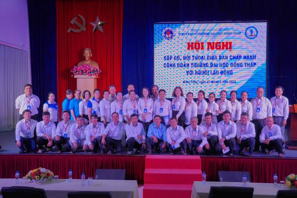 Hội nghị gặp gỡ, đối thoại giữa Ban Chấp hành Công đoàn Trường với người lao động
