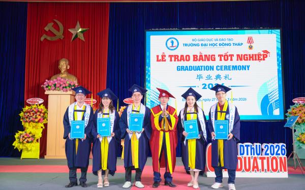 Trường Đại học Đồng Tháp tổ chức Lễ trao bằng tốt nghiệp đợt 1 năm 2026