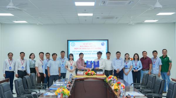 Kết nối thế mạnh, mở rộng hợp tác giữa Trường Đại học Đồng Tháp và Trường Đại học Khánh Hòa