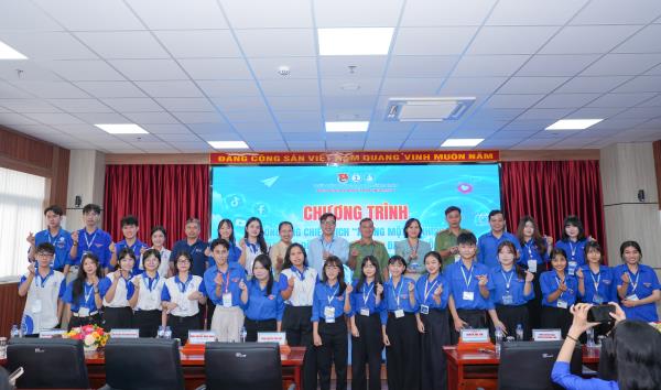 Trường Đại học Đồng Tháp hưởng ứng Chiến dịch “Không một mình 2026” và ra mắt Đội hình KOL DThU – Đại sứ thông tin