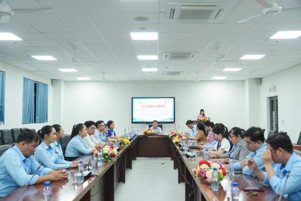 Trường Đại học Đồng Tháp kết nối tri thức, phát triển năng lực số cho giáo dục địa phương