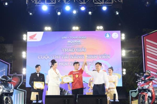 Sinh viên Đại học Đồng Tháp bùng nổ cùng Uni Tour 2022 - Honda Uni Sống Động