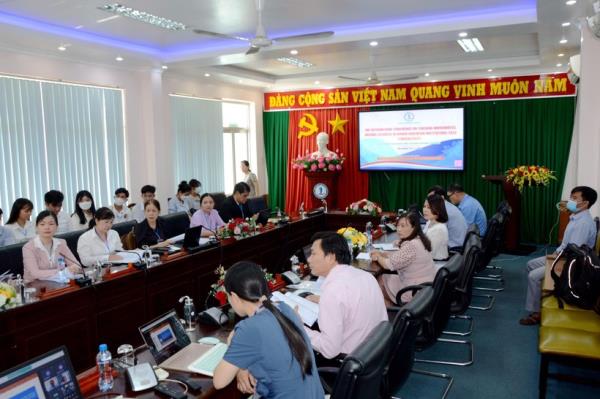 Nghiên cứu và giảng dạy Toán học - Khoa học tự nhiên trong cơ sở GD đại học