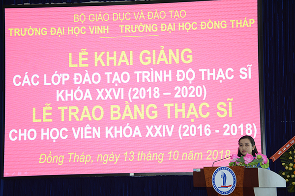 Lễ khai giảng các lớp thạc sĩ khóa XXVI và trao bằng thạc sĩ khóa XXIV của Trường Đại học Vinh5_DSC6626