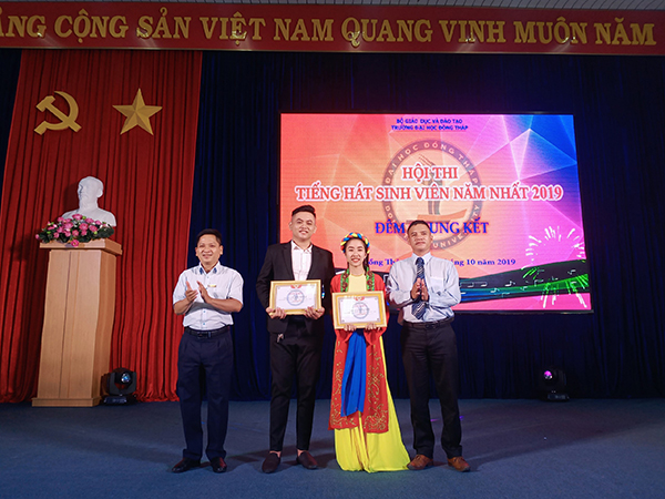 Chung kết Hội thi Tiếng hát sinh viên năm nhất 2019 Chung kết Hội thi Tiếng hát sinh viên năm nhất 2019 2