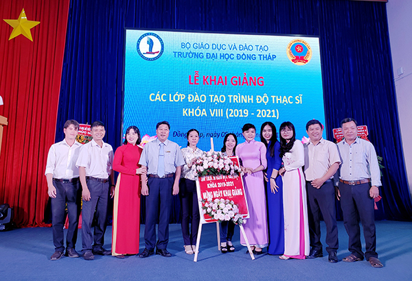 Phấn khởi ngày Khai giảng các lớp đào tạo trình độ thạc sĩ khóa VIII Trường ĐH Đồng Tháp6