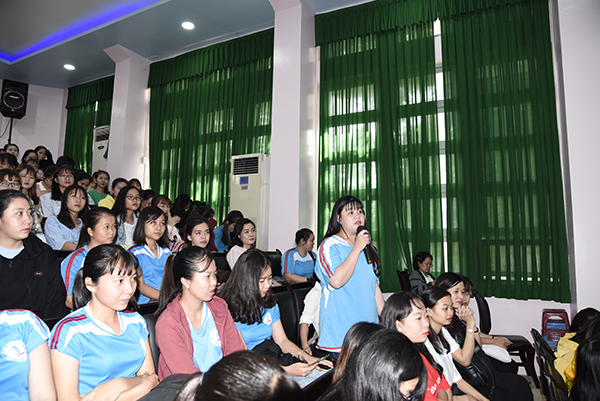 Tọa đàm “Những phẩm chất và kỹ năng cần thiết của SV ngành khi thực tập tại cơ sở giáo dục” Tọa đàm “Những phẩm chất và kỹ năng cần thiết của SV ngành khi thực tập tại cơ sở giáo dục”6_DSC7530