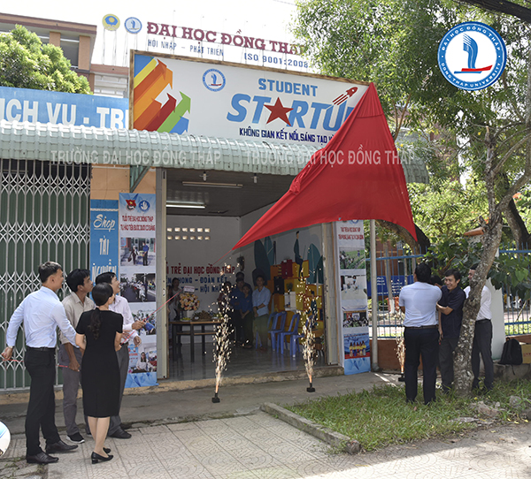 Ra mắt Không gian Kết nối, sáng tạo và Khởi nghiệp Đại học Đồng Tháp Ra mắt Không gian Kết nối, sáng tạo và Khởi nghiệp Đại học Đồng Tháp3_DSC1854