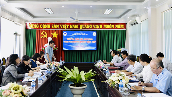 Kiểm tra toàn diện hoạt động Công đoàn Trường Đại học Đồng Tháp1